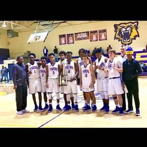 Meet your Posher, Devan